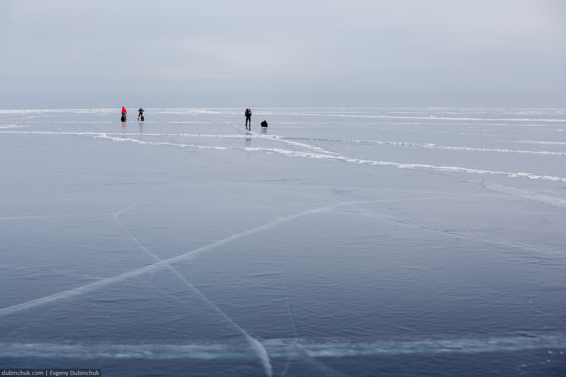Лед Байкала. Поход по Байкалу на коньках. Baikal ice. Ice skating trip on frozen Baikal lake