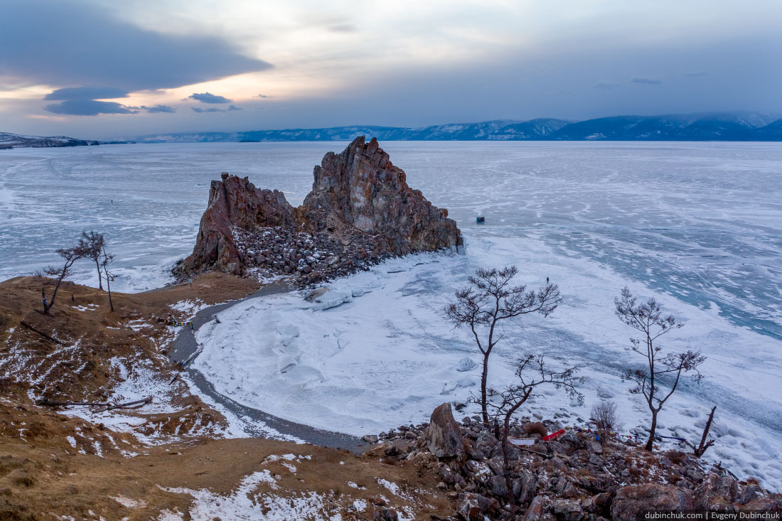 Мыс Бурхан, скала Шаманка. Хужир, Ольхон, Байкал. Baikal, Khuzhir
