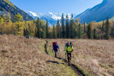 Hikers in Altai mountains